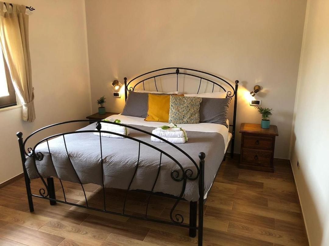 جويا ديل كولي B&B Mandorla Amara المظهر الخارجي الصورة