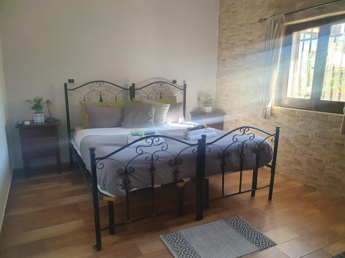 جويا ديل كولي B&B Mandorla Amara المظهر الخارجي الصورة